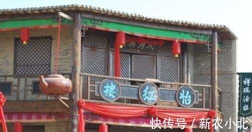 对联|青楼门前一上联“尽是逢场作戏,人前难释人后苦”,下联更经典!