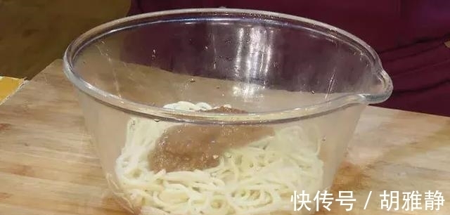 搅拌均匀|夏天常吃这碗面，提高免疫力少生病！老人、孩子都适合，快手简单