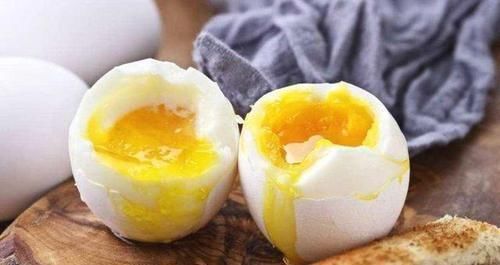 每天早上吃一个煮鸡蛋,身体不会差,但切记“三不”,早知早好