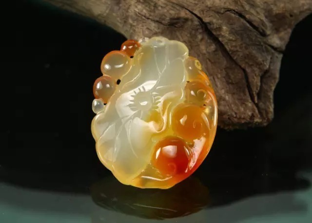 别总是看别人戴什么你就戴什么,戴珠宝有大门道!