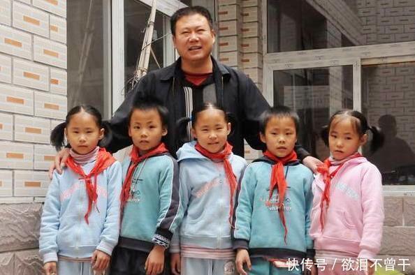 孩子|孕妈生下双胞胎后,突然大喊“等一下”,医生检查后发现意外之喜