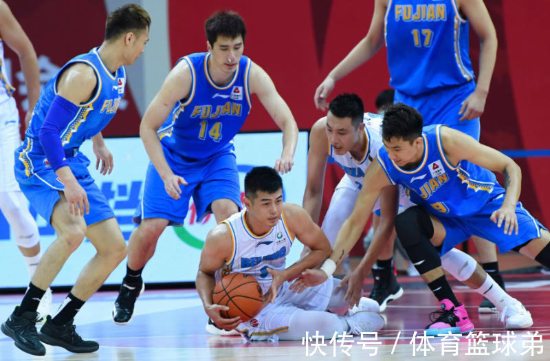 翟晓川|首钢将开启连败模式?就因为他们残血,但雅尼斯已经准备后手!