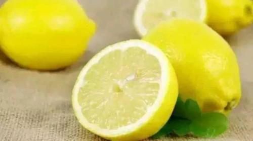 张医师|女性不想大肚子,不妨多吃三种食物,刮油清脂,减肥瘦身