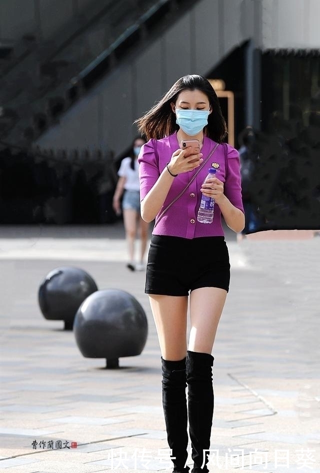  英姿飒爽|街拍：夏日高筒靴美女，双倍的英姿飒爽