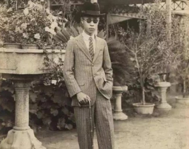 当年|当年溥仪第一次发工资,他全部买这种东西,让人理解不了