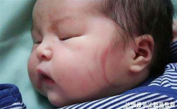 产妇|“医生,能别用产钳吗”,产妇忍痛换跪姿分娩,为母则刚是大爱