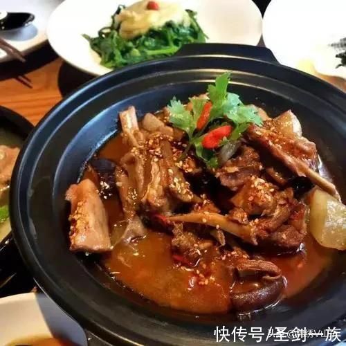 天冷要多吃点暖身暖胃的食物,这12道菜,尤其适合冬天食用