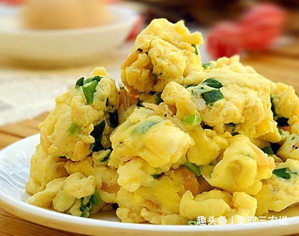 维生素b|鸡蛋和它一起炒,头不昏,眼不花,血管越来越干净,男女不可错过