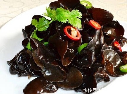 刮油降脂|3种食物，每天坚持吃，越吃越瘦，刮油降脂，体重慢慢降下来