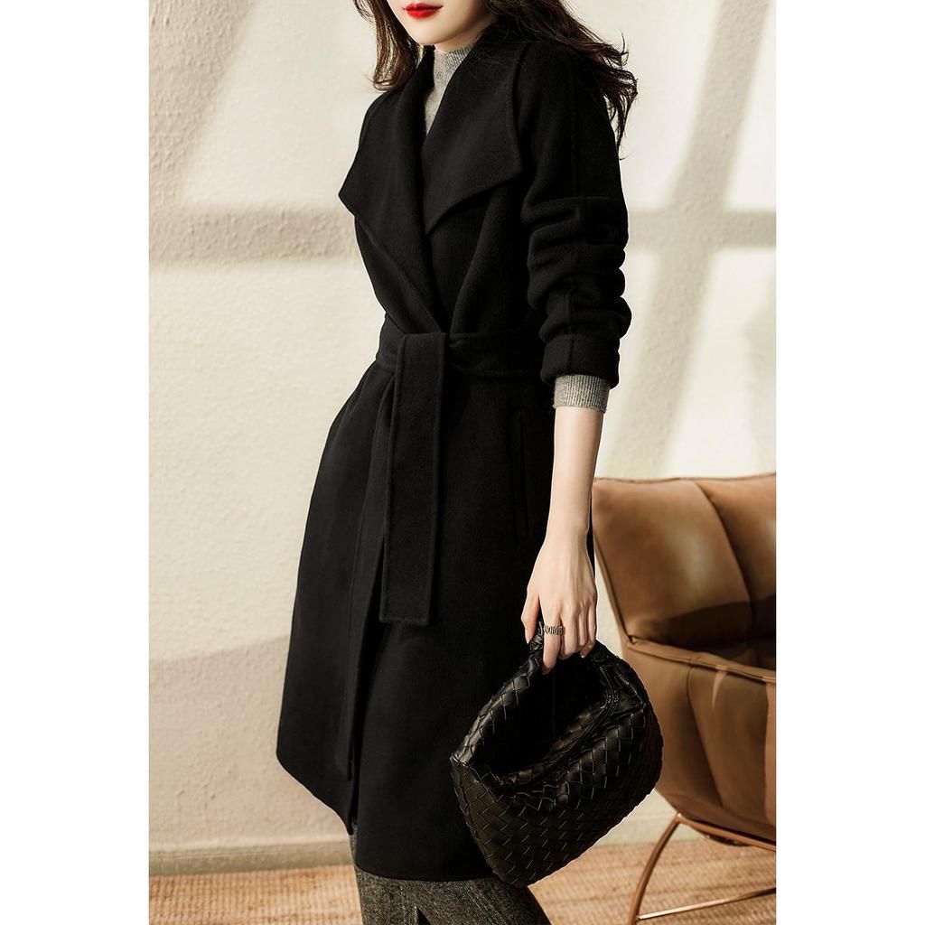  显得很|过冬怎么穿好看，知性“通勤风”外套少不了，简约轻奢又大气