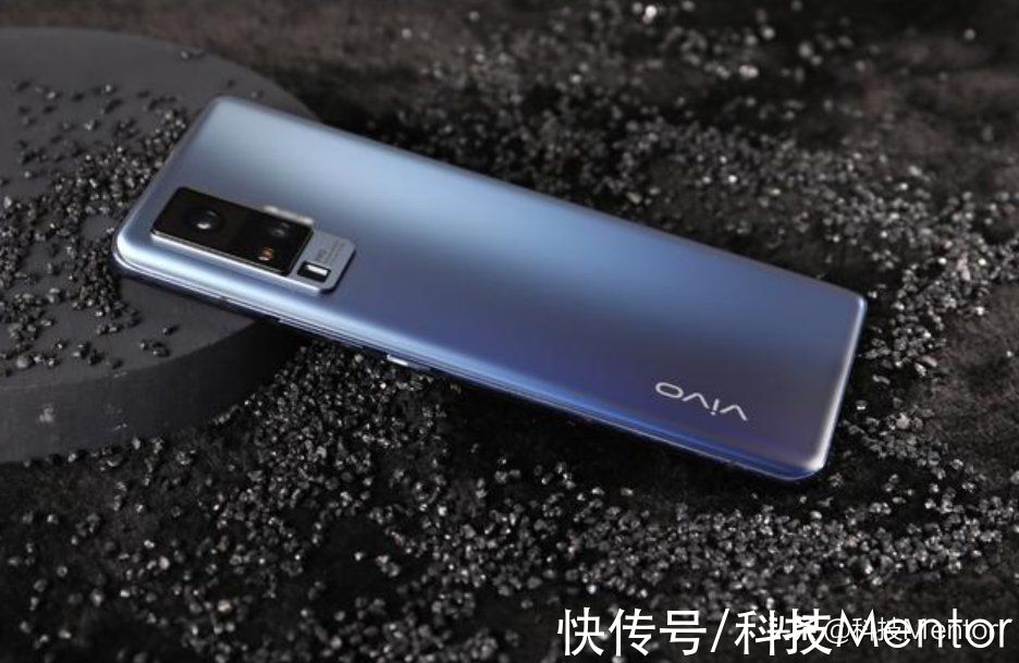 vivo|OV明年或将大量使用旗舰芯片，为何线下品牌也放弃了高价低配？