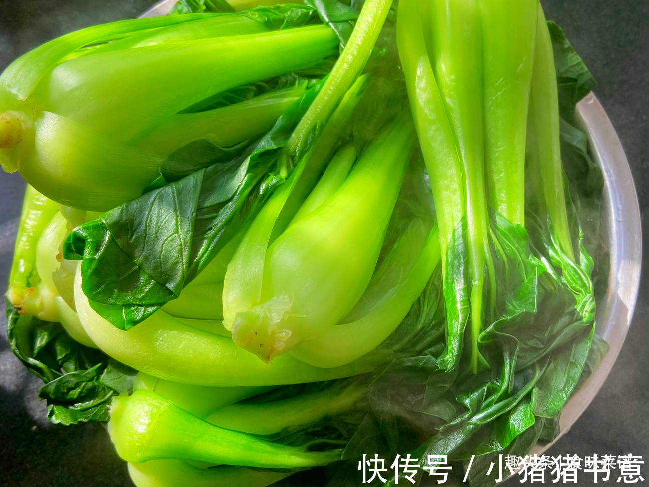 趁着阳光充足,此9种蔬菜可以多晒一些,留着冬天吃,炖肉特别香