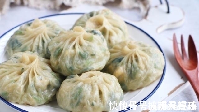 包子别再发面了，教你新吃法，皮薄馅儿大，比发面的好吃10倍！