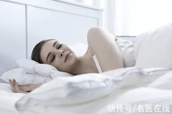 睡眠不好|知道睡眠不好容易脱发！但不知道它还会引发股间问题