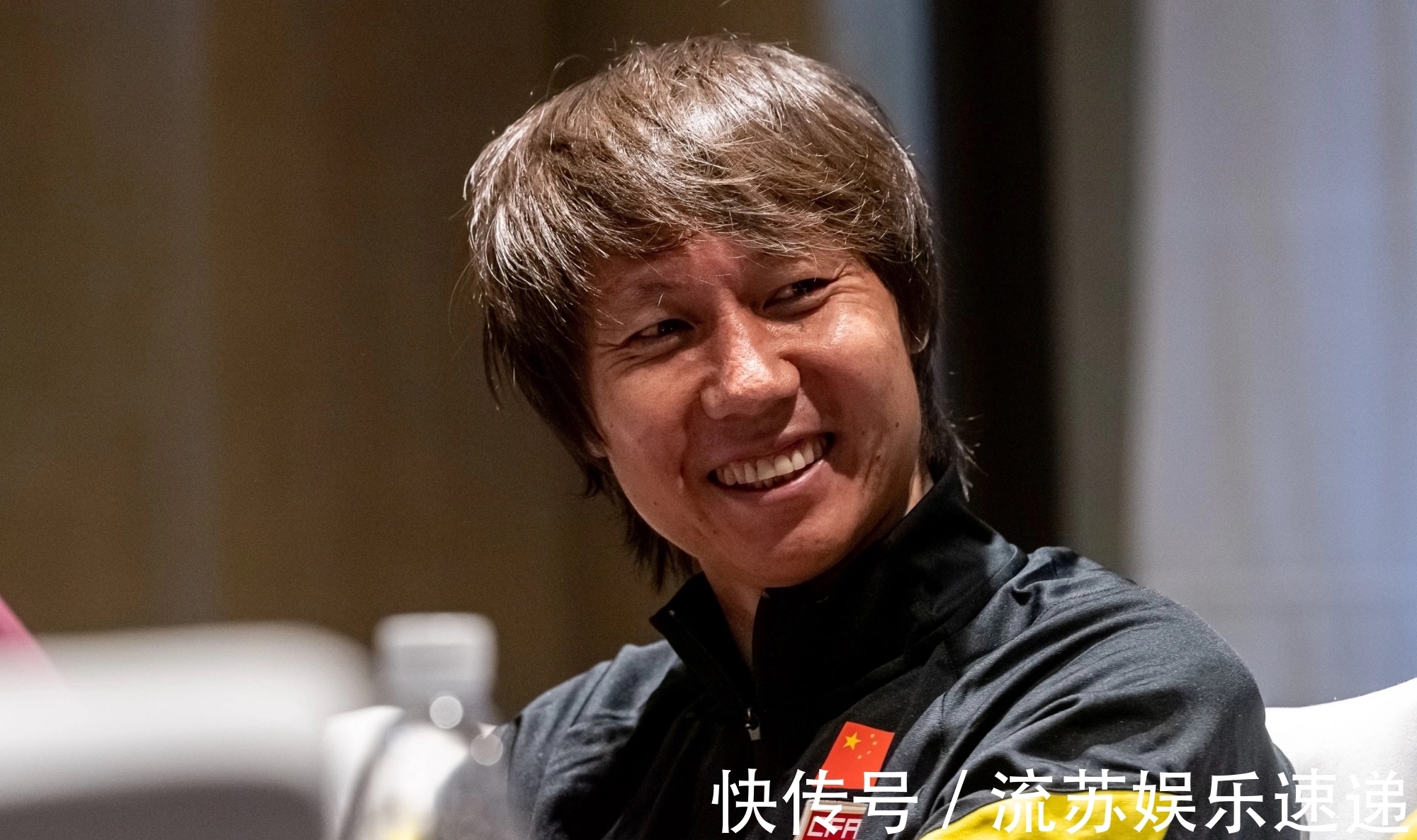 主帅|嚗足协已与国足新帅会面,两大热门呼之欲出,高层看好李霄鹏!
