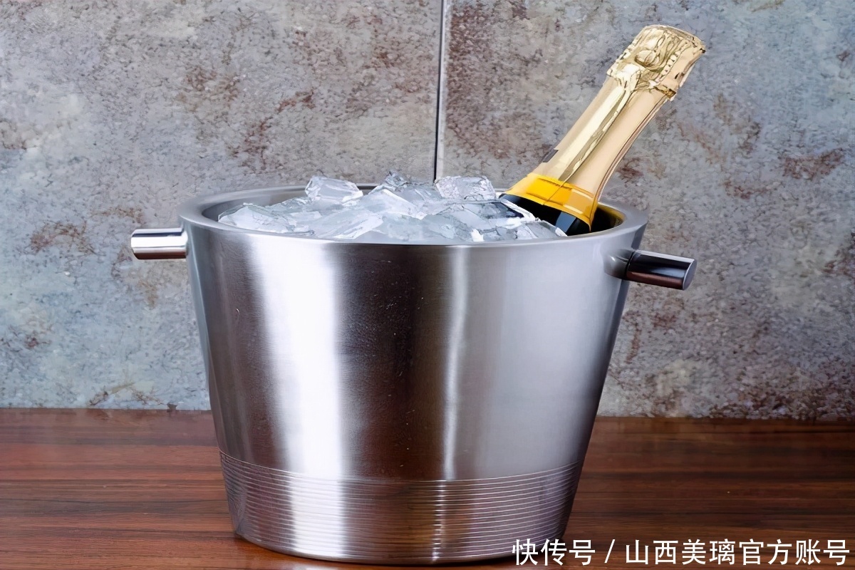 伪装成|关于红酒的3个小知识,让你快速伪装成红酒高手