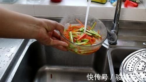 辣椒油|肥胖最怕这蔬菜,每天吃一盘,轻松减掉大肚腩,瘦出小蛮腰