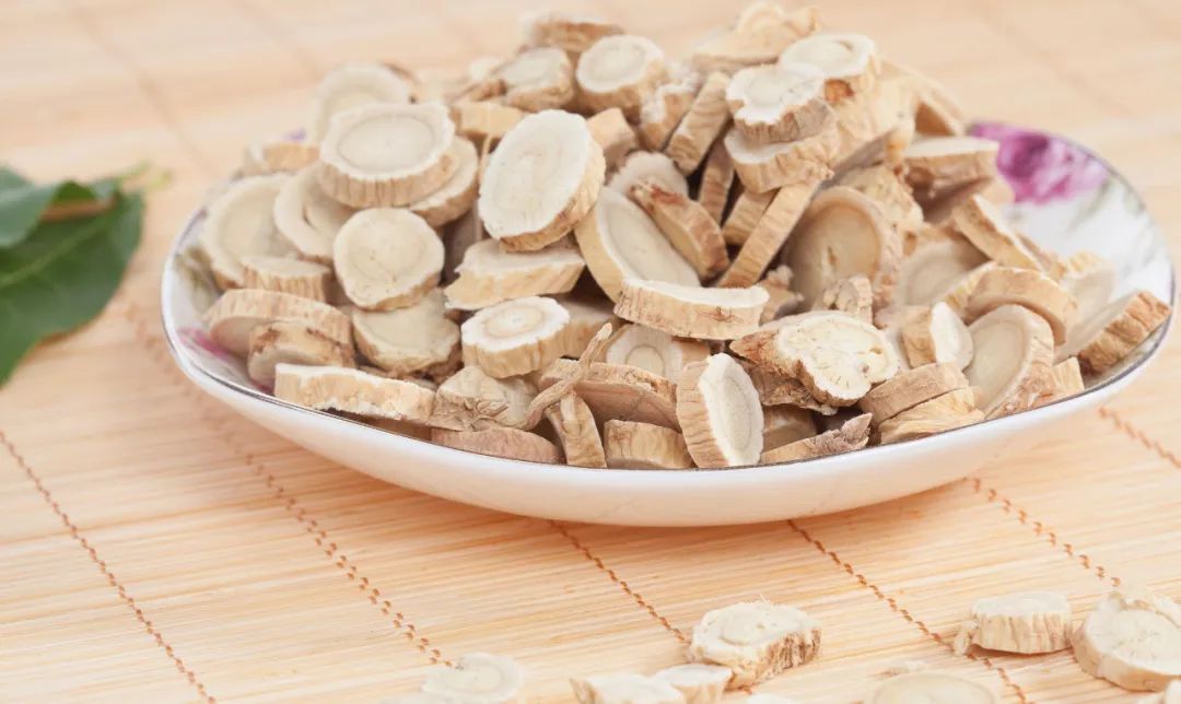 伤寒论|胸胁疼痛、腹痛腹泻、手脚冰冷,医圣张仲景:可用这个奇效良方