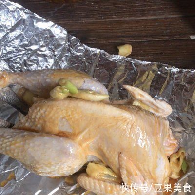 常吃|最常吃的家常菜，还属#夏日开胃餐#特色盐焗鸡最诱人