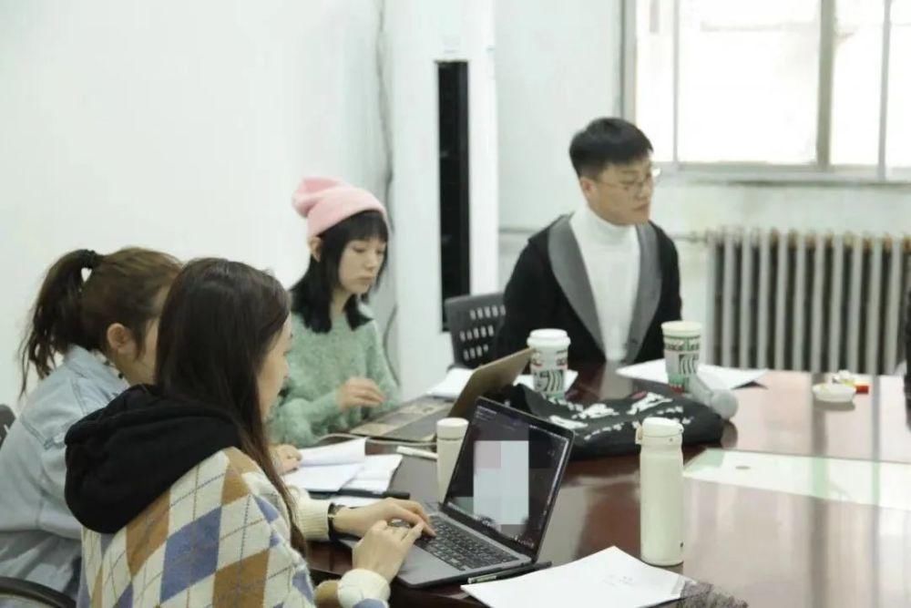  作品|他将现实之光转化为艺术之美