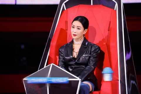 学员们|好声音官方宣布那英退出,廖昌永接棒,“小二班”学员们怎么办?