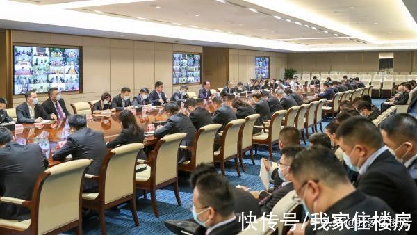 许家印|“恒大”要做第一个吃螃蟹的人?许家印最新发声,随即上热搜