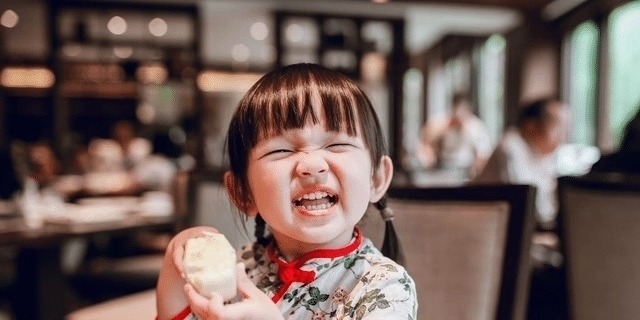 孙女|12岁女孩骨骺线闭合,身高停在1米5!医生:都怪奶奶“这碗汤”