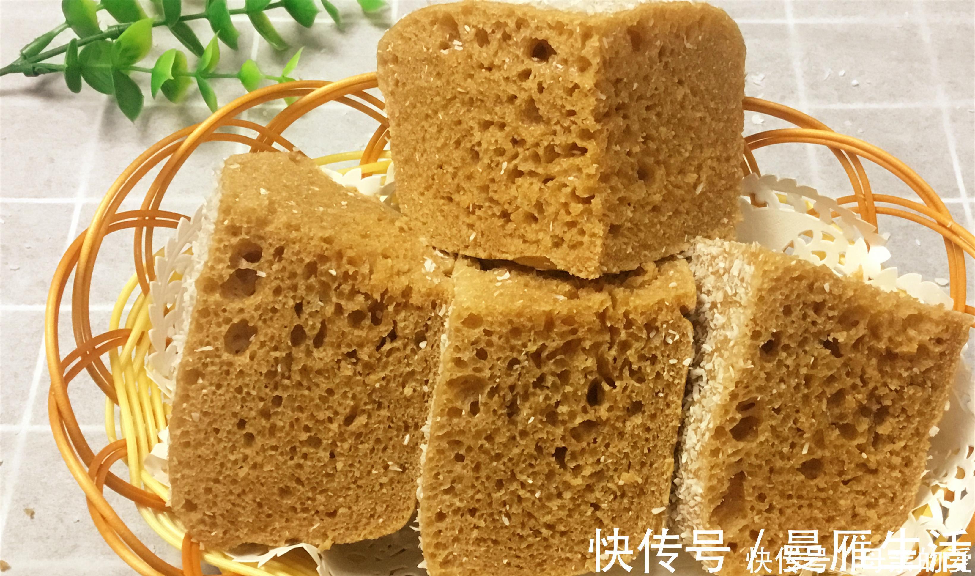 玉米面也能做开花馒头,松软香甜,比面包还好吃,看完就能会