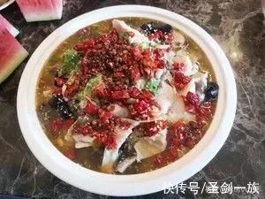 这12道下饭硬菜，荤素搭配，做法简单，家常宴客也拿得出手，好吃
