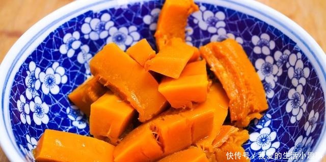 南瓜这样做真是太好吃了,1次做12个,香甜柔软,孩子点名吃