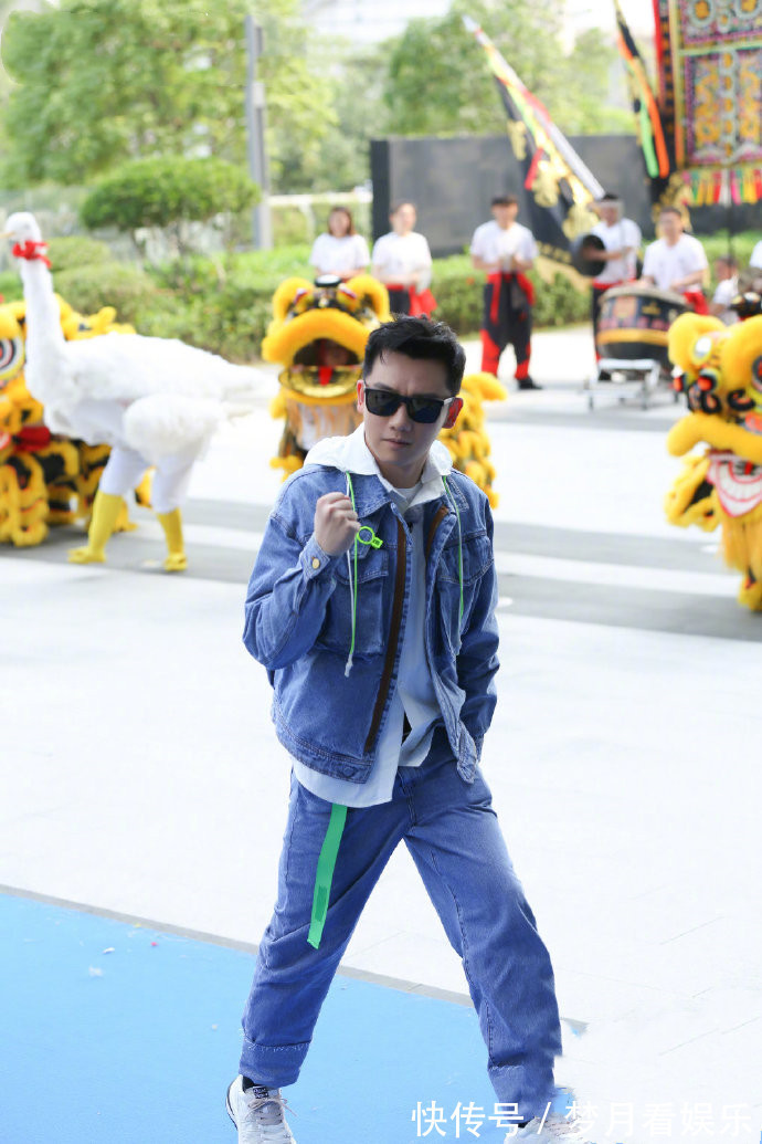 吉克雋逸|吉克雋逸做客新一季跑男,嫌團(tuán)服不夠秀身材,獨(dú)自穿露腰裝出鏡