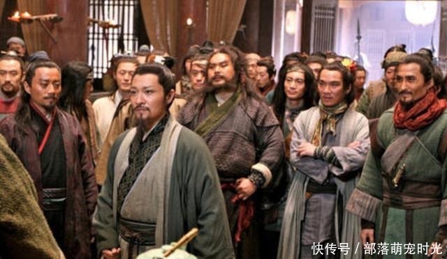水浒传|水浒传里,覆灭梁山好汉的人并不是宋江,而是这位道貌岸然的军师