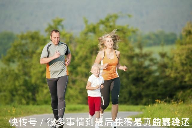 为了你好|毁掉一个孩子有多简单?父母的这些行为,正在一点点伤害他们