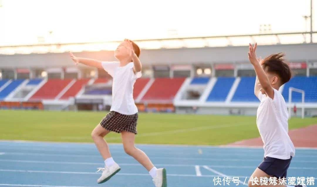 长高|这3个身体部位“短”的孩子,一般都长不高,看看你家孩子是不是