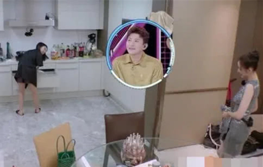 仪式感|有种用力过猛叫张天爱,在家做饭却穿晚礼服,网友:当三岁娃骗呢