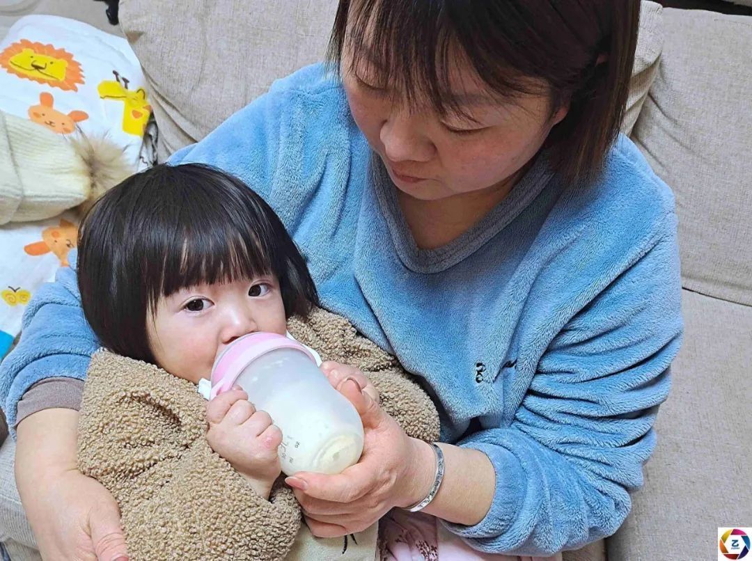 桐桐|漂亮女童身怀“特异功能”,没有痛觉,不会出汗,爸妈却因她流泪