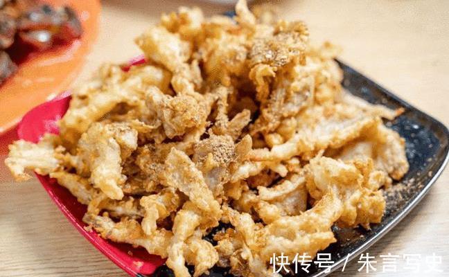 炸蘑菇|炸蘑菇总是回软?多半是没有掌握窍门,牢记4点,出锅后香酥可口