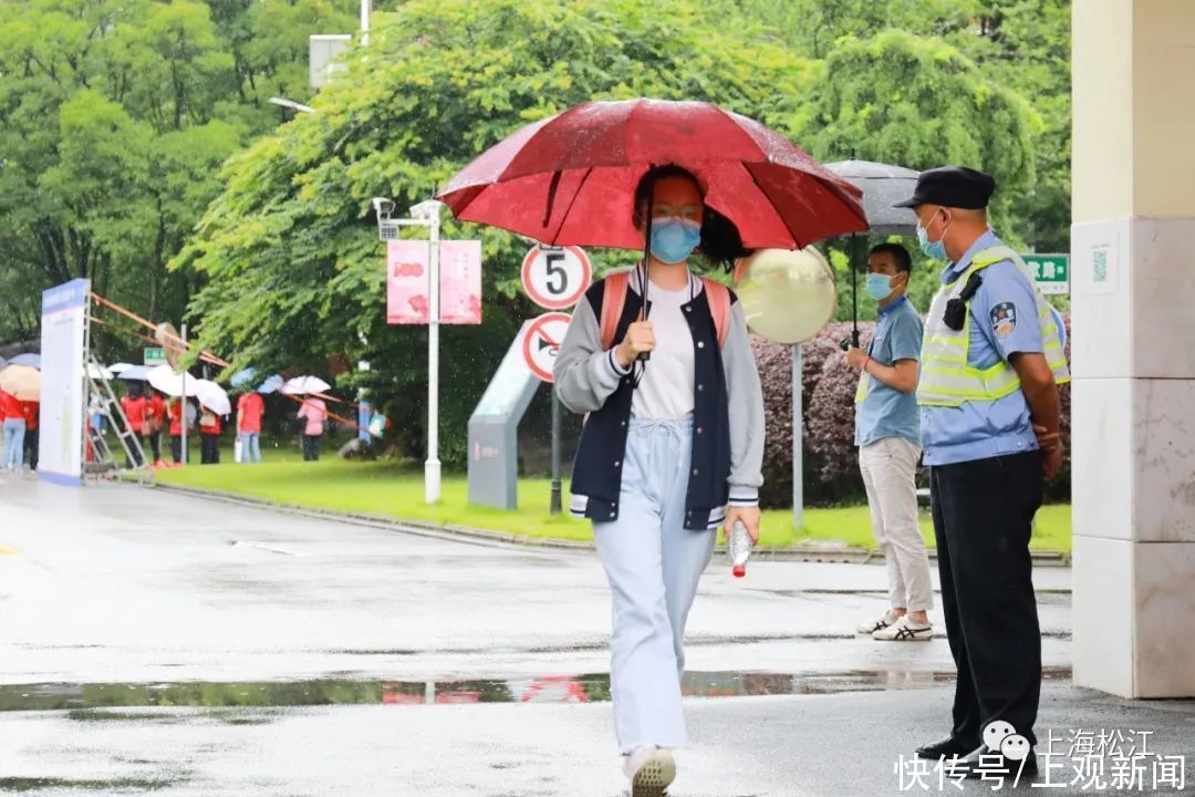 中考|直击松江中考首日，加油少年！愿你们乘风破浪，“试”不可挡