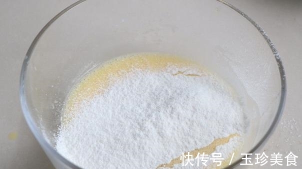 剩米饭不要浪费，还能做成蛋糕，不炒不煎，容易上手