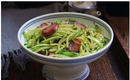  香肠|这菜是“小人参”，1块一斤，鲜嫩美味，我家三天两头吃