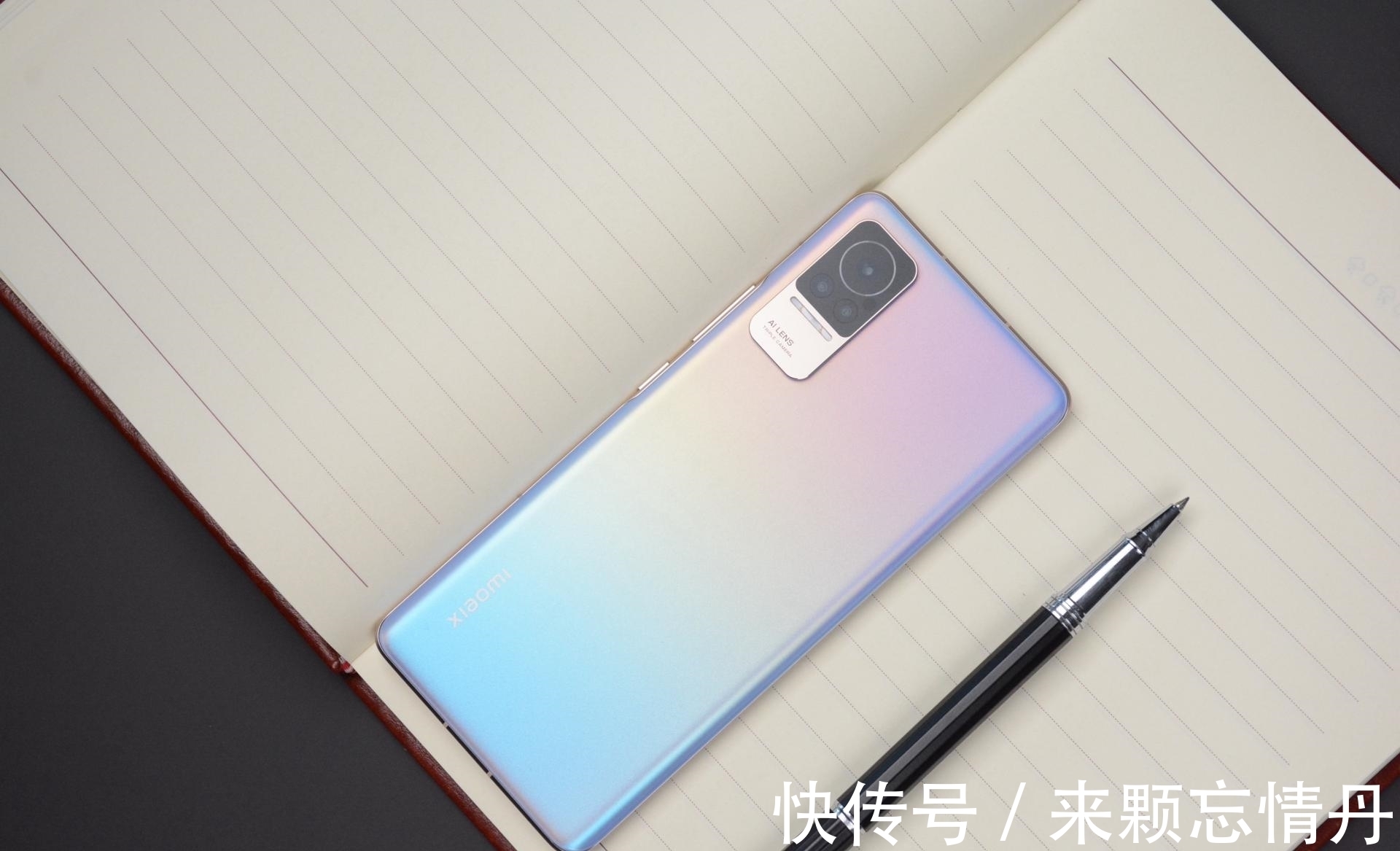 iphone13|不走寻常路!华为缺席无力对抗iPhone13,小米靠颜值赢下一局