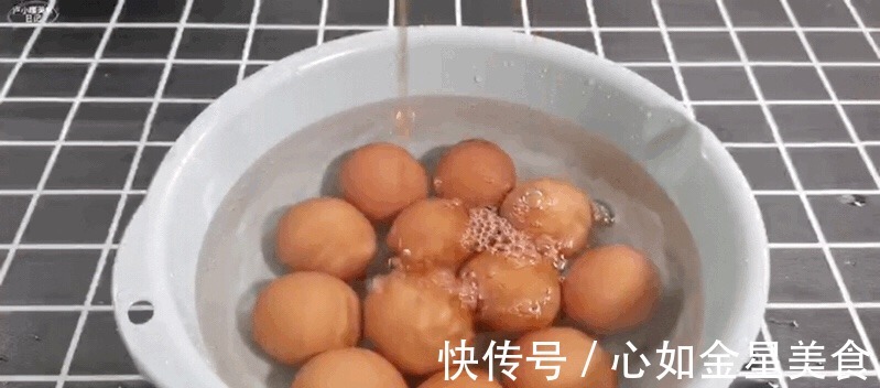 美味|懒人版盐焗鸡蛋，手残党也可以学会的美味小吃！