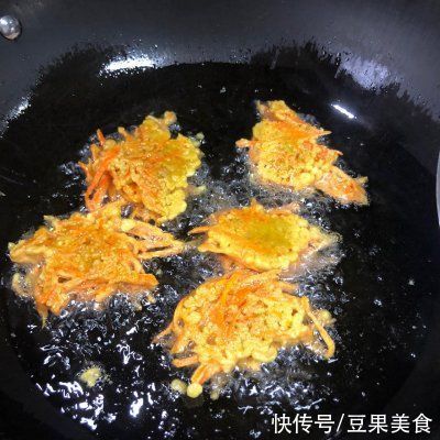 胡萝饼|什么？炸胡萝饼的做法竟然这么简单？