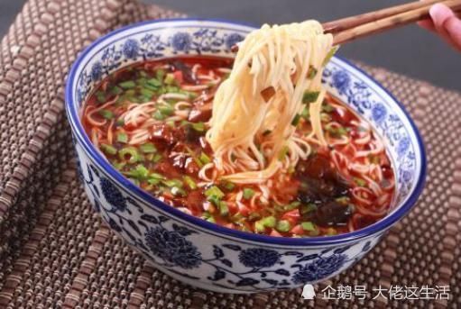  世界上“最好吃”的4碗面，中国占了2碗，网友真识货