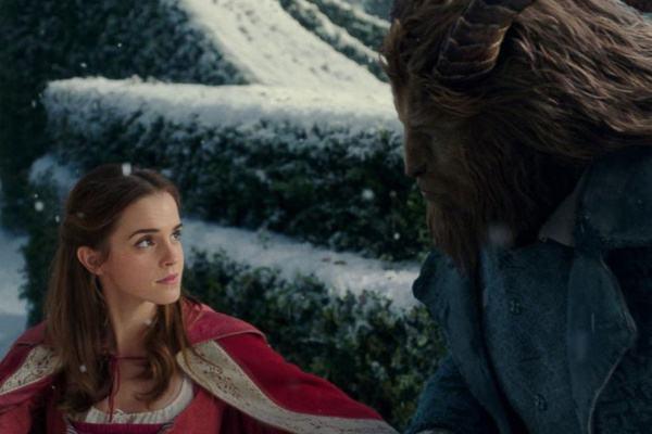 现实版$现实版的“美女与野兽”,谁说世界上没有真爱的?