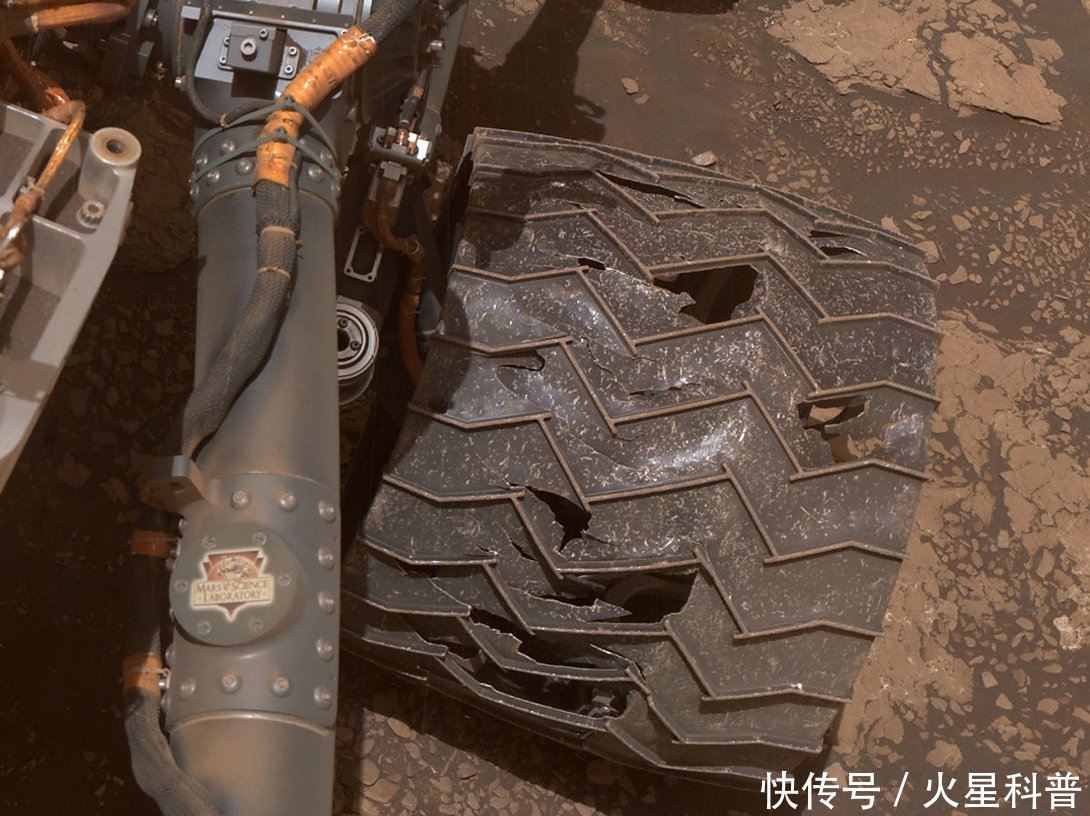 火星 祝融号成功驶上火星地表!3天才能走10米,为什么这么慢?