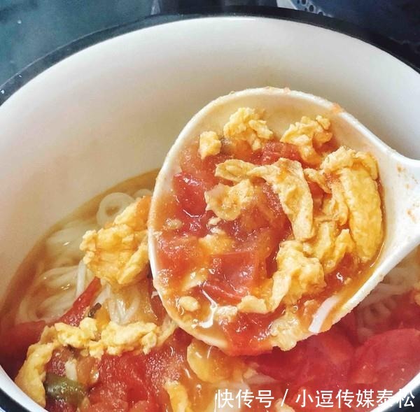 聪明|西红柿和它“天生一对”,常吃补钙又补铁,孩子头脑聪明长得快