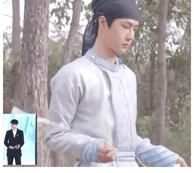 王一博主动“上交”百天照,粉丝表示酷盖这转变跟不上~