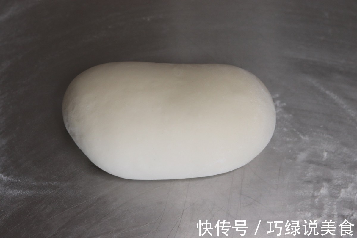 春饼的懒人做法，饼皮劲道薄如纸，卷什么都好吃