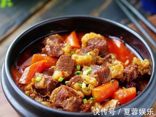 这才是萝卜炖牛腩的家常做法,口感劲道,肉质鲜嫩,汤汁浓郁下饭